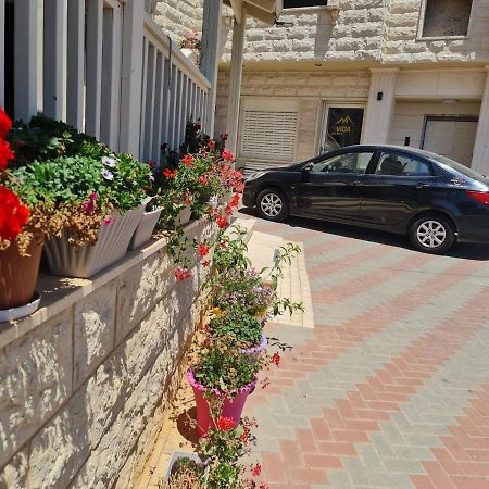 Vida Bhermon 2, One Small Wooden Cabin Apartment Majdal Shams Exterior photo